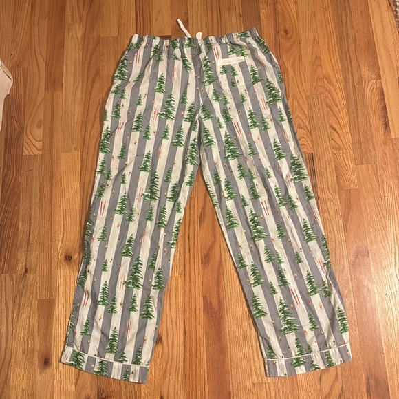 Gray Malin x Sant and Abel Holiday Ski Snow Pajama Pants - Picture 5 of 6
